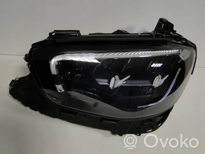 Mercedes-Benz E W213 Lampa przednia A2139067509