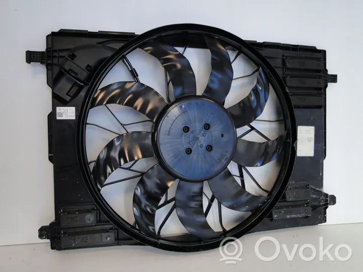 Mercedes-Benz GLB x247 Ventilatore di raffreddamento elettrico del radiatore A2479067806