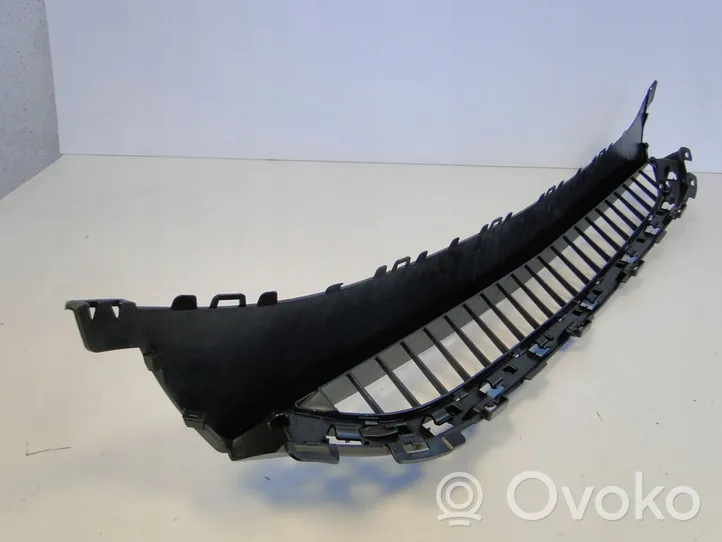 Mercedes-Benz C W206 Grille inférieure de pare-chocs avant A2068851301