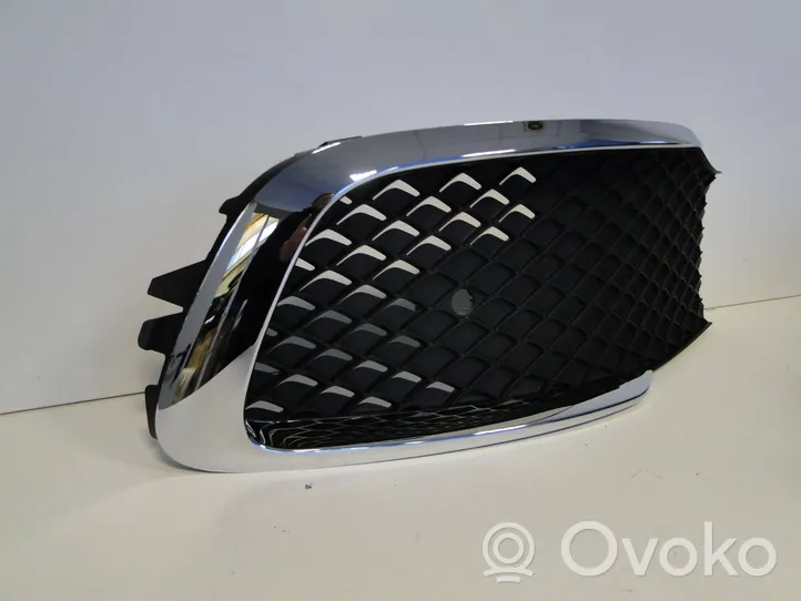 Mercedes-Benz V Class W447 Grille inférieure de pare-chocs avant A4478856900