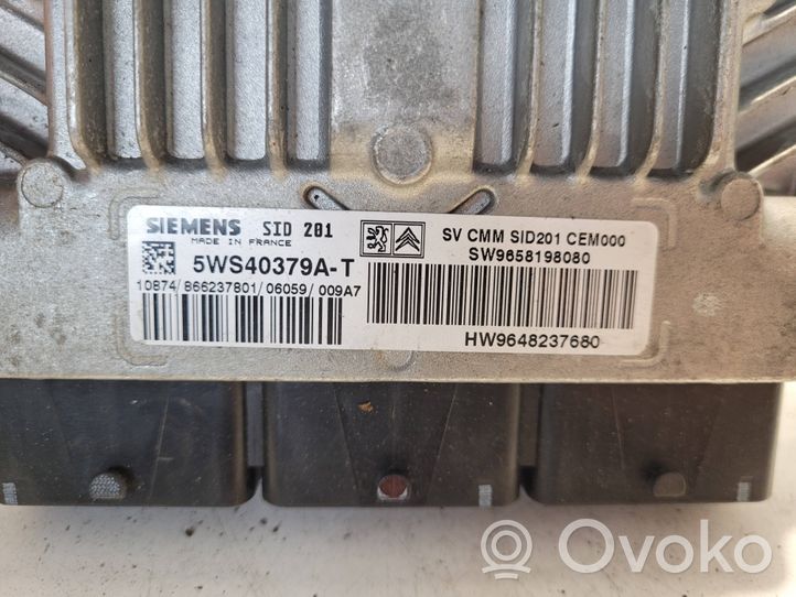 Citroen C6 Sterownik / Moduł ECU 9658198080