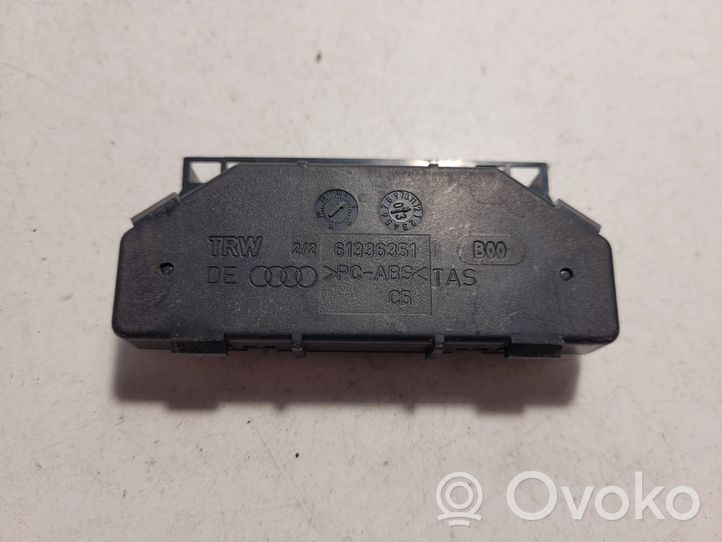 Audi A8 S8 D2 4D Interrupteur / bouton multifonctionnel 61340357