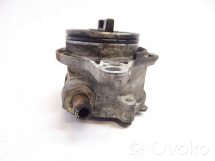 Opel Omega B2 Vacuum pump 2249939 96110889
