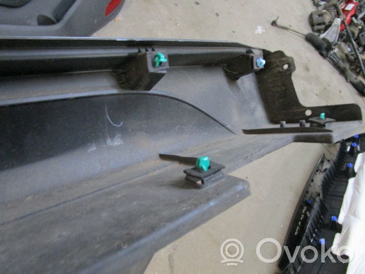 Hyundai Tucson TL Front sill (body part) -