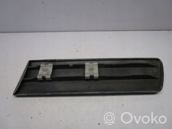 Mercedes-Benz E W211 Rivestimento passaruota anteriore A2106908762