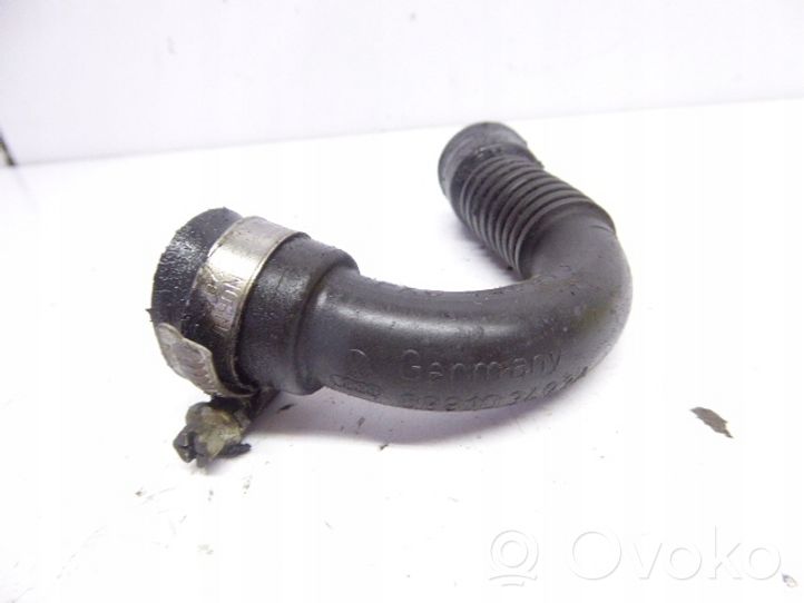 Volkswagen Golf IV Breather hose/pipe 038103493A