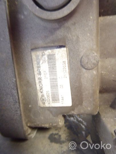 Renault 4 Other brake parts 21122038