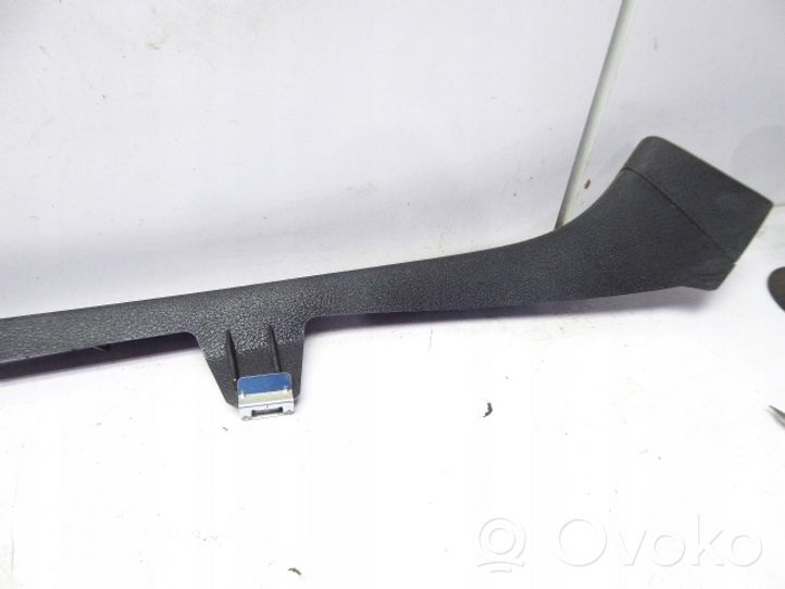 Volkswagen PASSAT B6 Rear sill (body part) 3C9867766