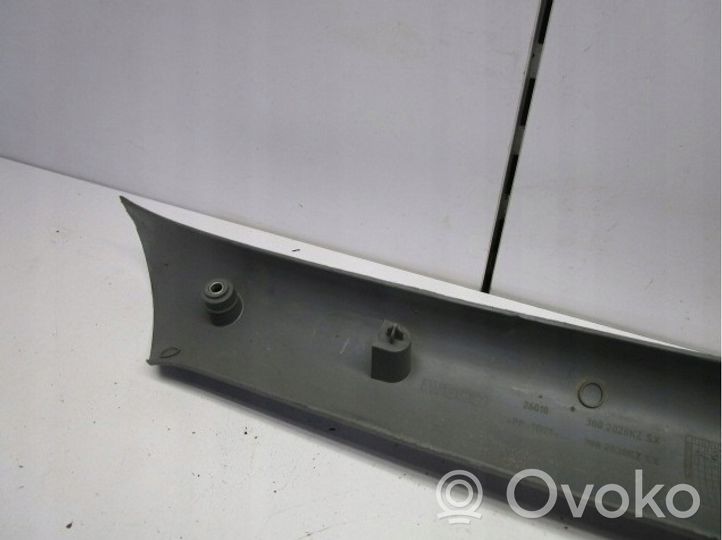 Iveco Daily 40.8 Rivestimento montante (A) 