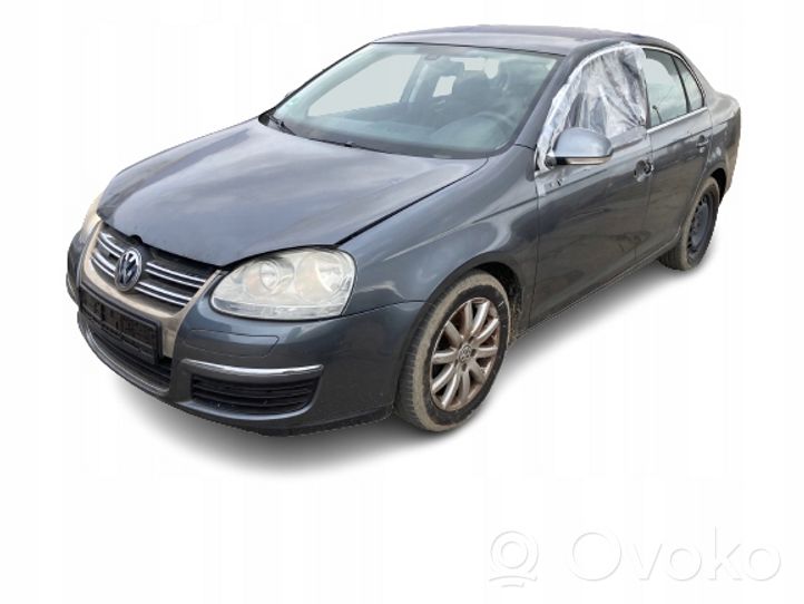 Volkswagen Jetta V Kulmaikkunan ikkunan kytkin LD7X