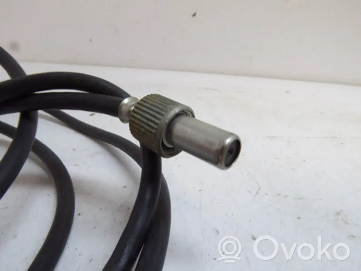 BMW 5 E39 Antenne radio 8369504