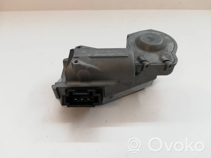 Mercedes-Benz C W203 Verrouillage du volant A2034620630