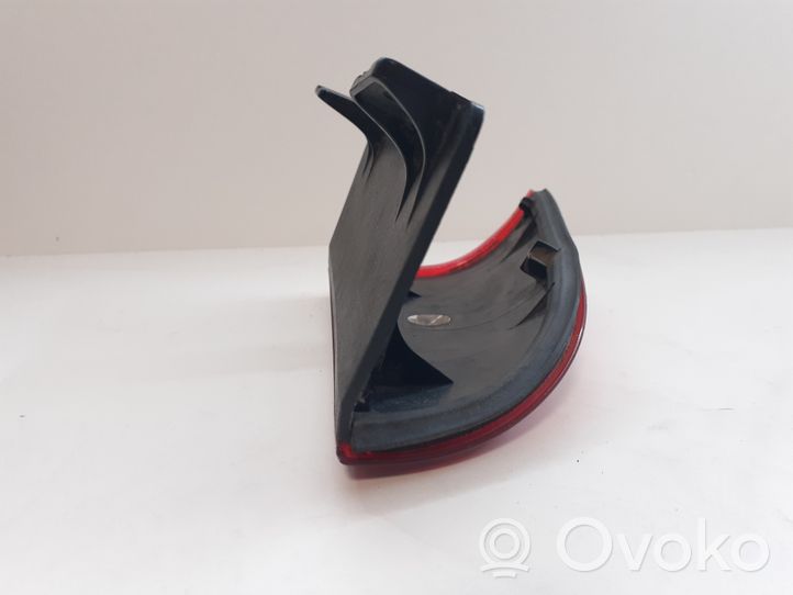 Mercedes-Benz Vito Viano W639 Riflettore fanale posteriore A6398200664