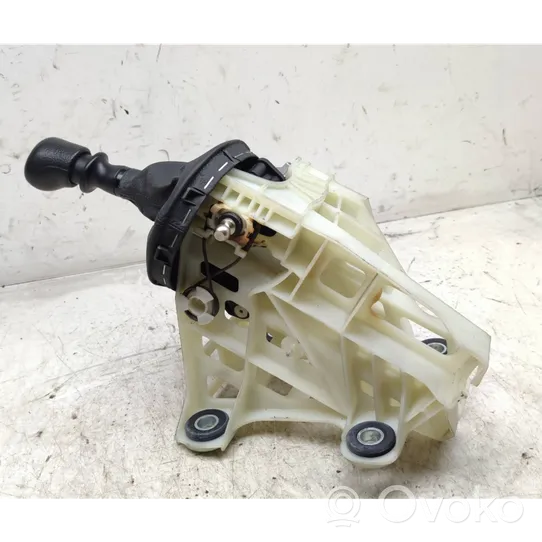 Volkswagen Multivan T5 Gear selector/shifter (interior) 7H0711116