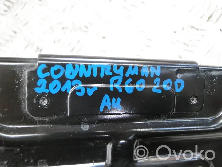 Mini Cooper Countryman R60 Akkulaatikon alusta 2752624