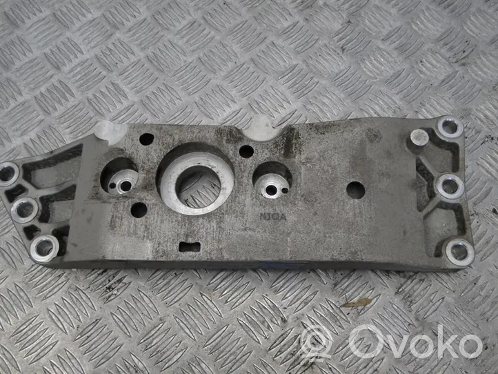 KIA Stinger Gearbox mount 181019010520