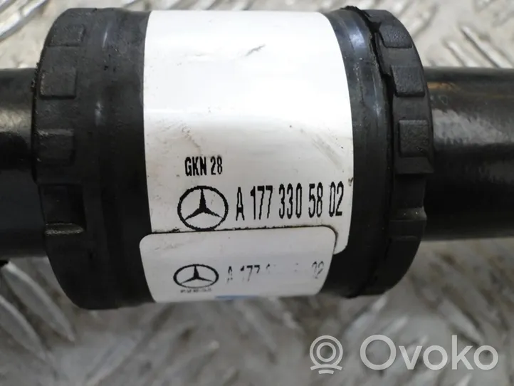 Mercedes-Benz GLA H247 Półoś przednia A1773305802