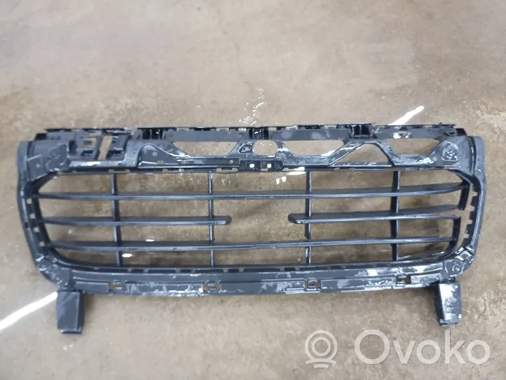 Porsche Cayenne (92A) Maskownica / Grill / Atrapa górna chłodnicy 7P5807683