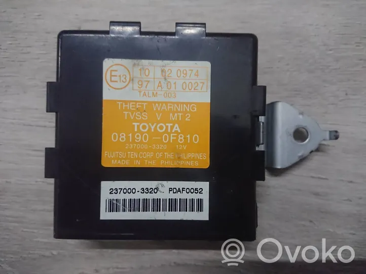 Toyota Corolla Verso E121 Unidad de control/módulo de alarma 081900F810