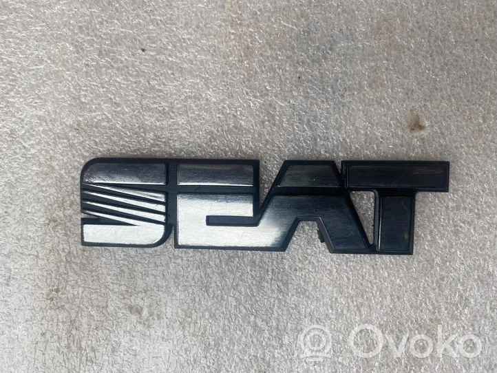 Seat Alhambra (Mk1) Logo/stemma case automobilistiche 