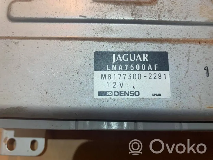 Jaguar XJ X300 Climate control unit LNA7600AF