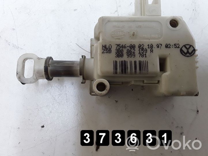 Audi A6 S6 C4 4A Central locking motor 3B0959781