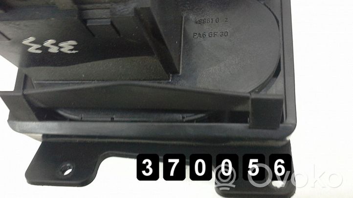 Ford Transit -  Tourneo Connect Kiti jungtukai/ rankenėlės/ perjungėjai 4986109t16v048b88