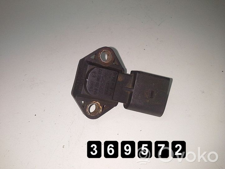 Volkswagen PASSAT B5 Camshaft speed sensor 0281002177 038906051