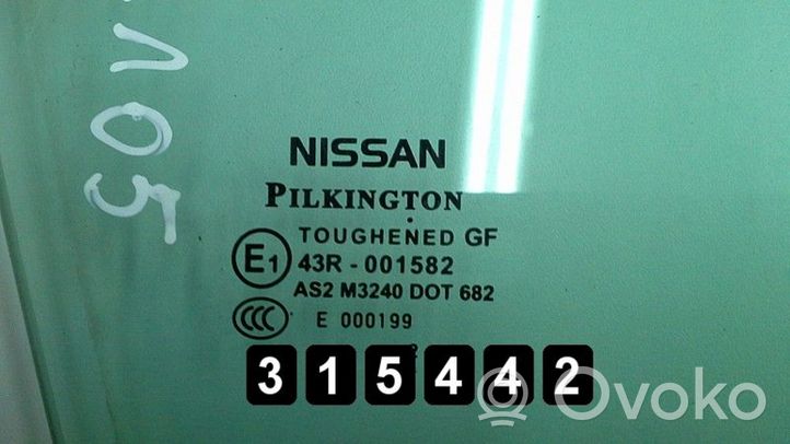 Nissan Qashqai Vitre de fenêtre porte avant (4 portes) 43R-001582