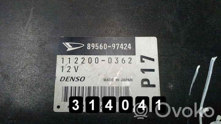 Daihatsu YRV Calculateur moteur ECU 89560-97424