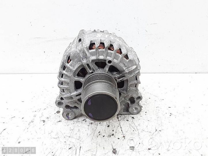 Volkswagen Sharan Alternator 05E903026C