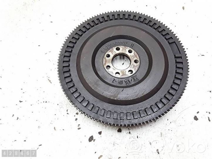 Opel Vivaro Flywheel 8200509932B