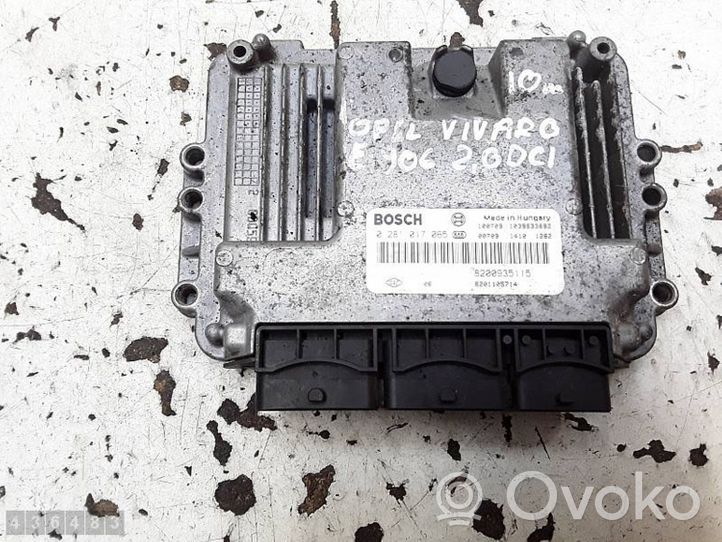 Opel Vivaro Variklio valdymo blokas 0281017065