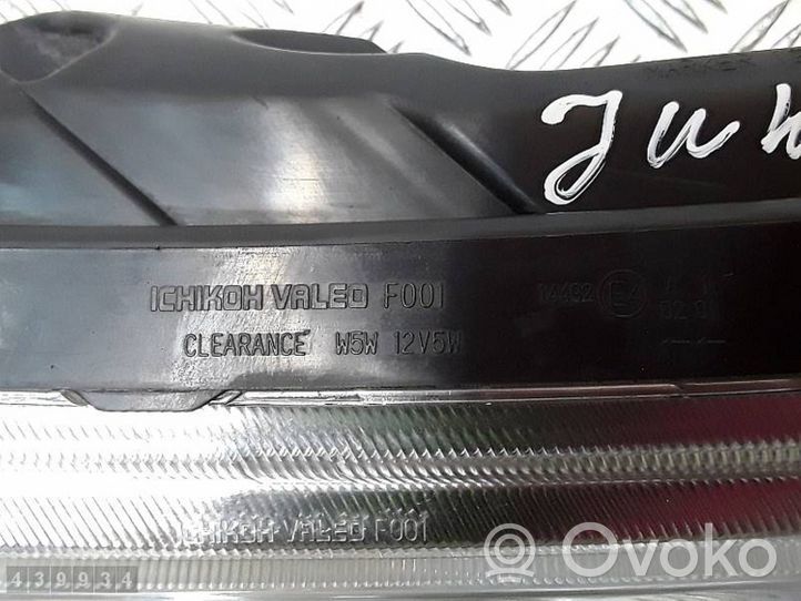 Nissan Juke I F15 Front indicator light F001