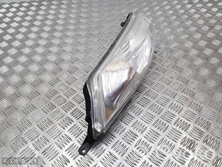 Nissan Juke I F15 Front indicator light F001