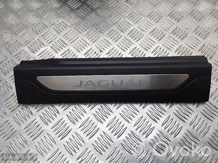 Jaguar XF Etuoven kynnyksen suojalista GX6313200BB8PVJ