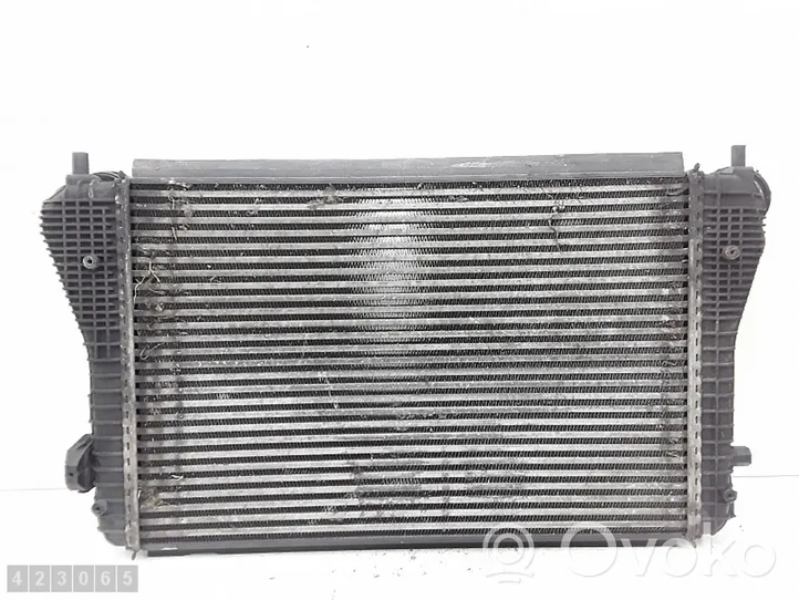 Audi TT TTS Mk2 Chłodnica powietrza doładowującego / Intercooler 1K0145803S