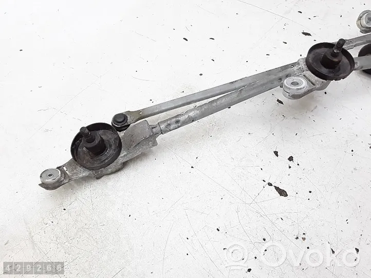 Nissan Juke I F15 Front wiper linkage 