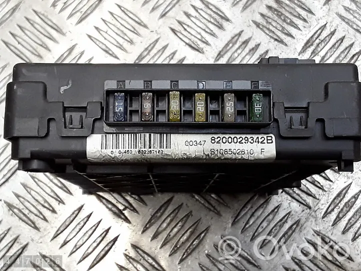 Renault Scenic RX Fuse module 8200029342B