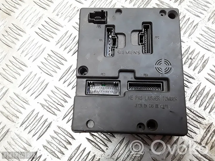 Renault Scenic RX Fuse module 8200029342B