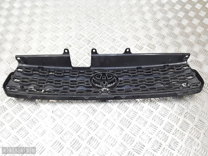 Toyota RAV 4 (XA10) Grille de calandre avant 