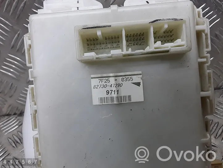 Toyota Prius (NHW20) Módulo de fusible 8273047290