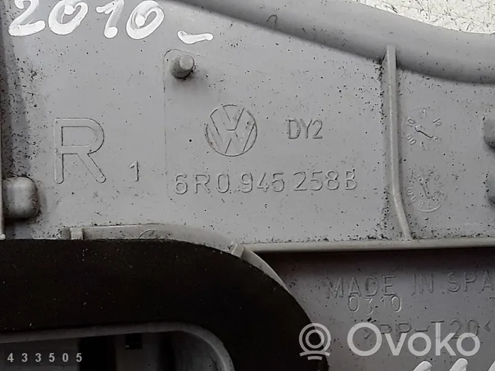 Volkswagen Polo V 6R Galinio žibinto dangtelis (lizdas) 6r0945258b