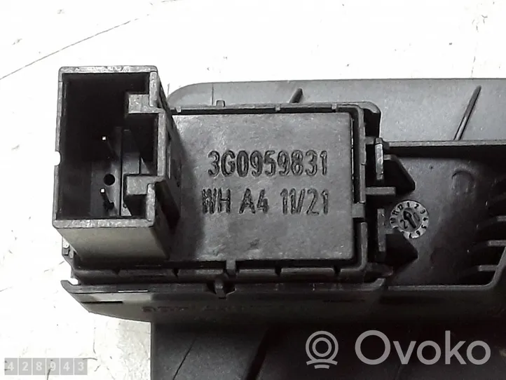 Volkswagen PASSAT B8 Tailgate/trunk/boot open switch 