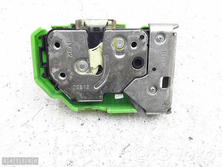 Alfa Romeo Giulietta Serratura portiera anteriore 50511846