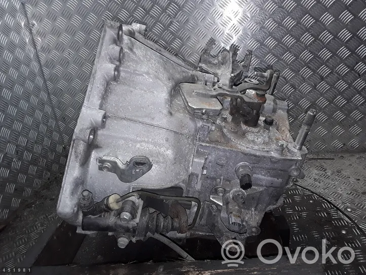 Mazda 6 Manual 6 speed gearbox D6050