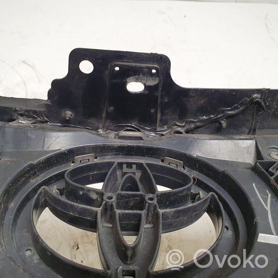 Toyota RAV 4 (XA30) Grotelės priekinės 5310142190