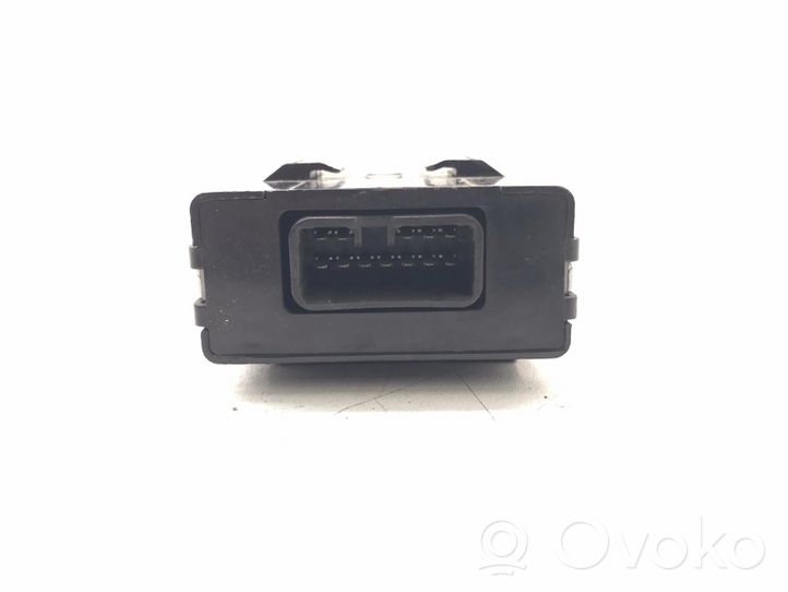 ZAZ 101 Komputer / Sterownik ECU silnika 8865016620