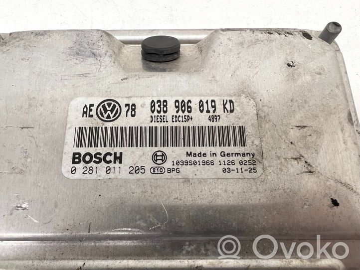 Volkswagen PASSAT B5.5 Centralina/modulo del motore 038906019KD