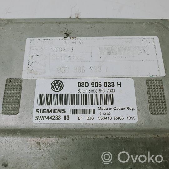 Volkswagen Fox Блок управления двигателя 030906033H
